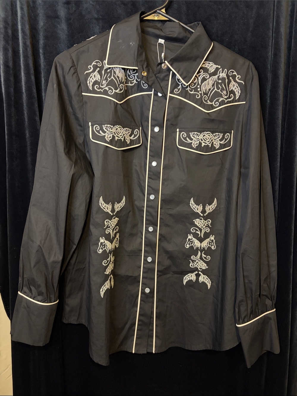 Luck & Blessed Embroidered Western Button-Up Shirt in Black & white